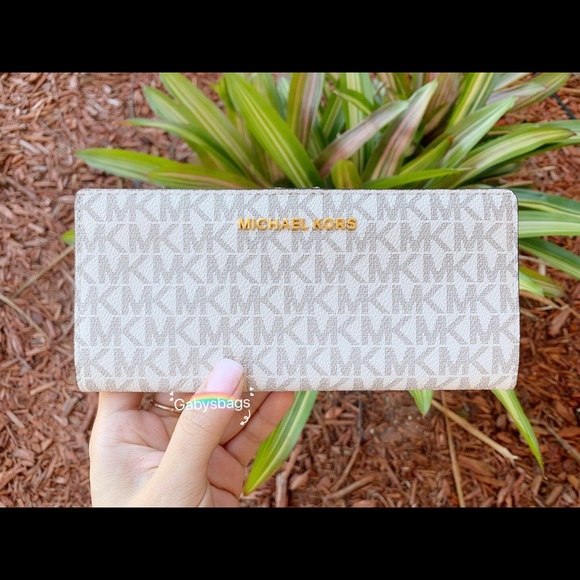 ‼️💕Michael Kors Long Wallet Pink/Vanilla - Picture 3 of 6